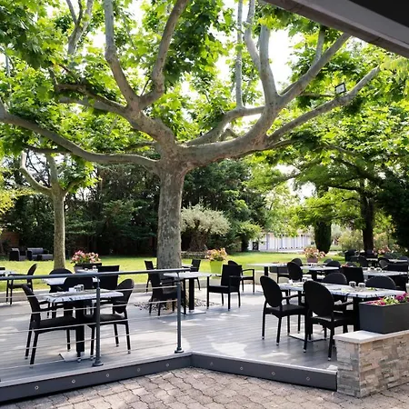 Logis Restaurant Les Oliviers Loriol-sur-Drome