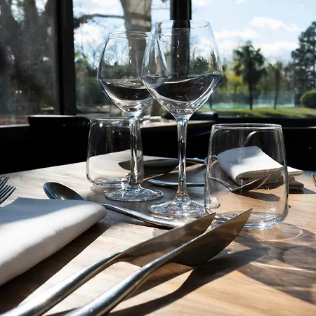Logis Restaurant Les Oliviers 3* Loriol-sur-Drome