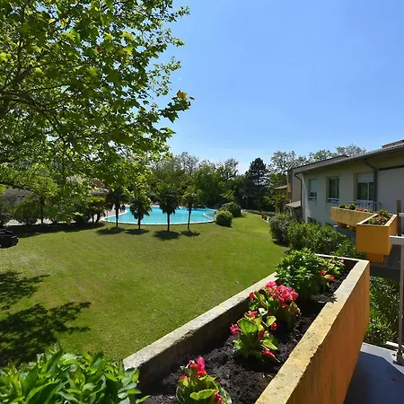 Logis Restaurant Les Oliviers Hotel Loriol-sur-Drome