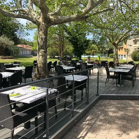Logis Restaurant Les Oliviers Loriol-sur-Drome