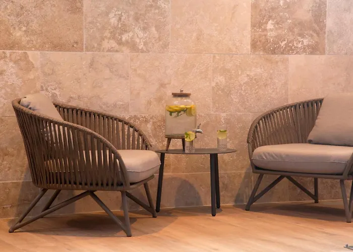 Szálloda Logis Restaurant Les Oliviers 3*