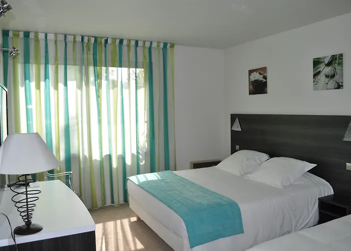 Logis Restaurant Les Oliviers 3*